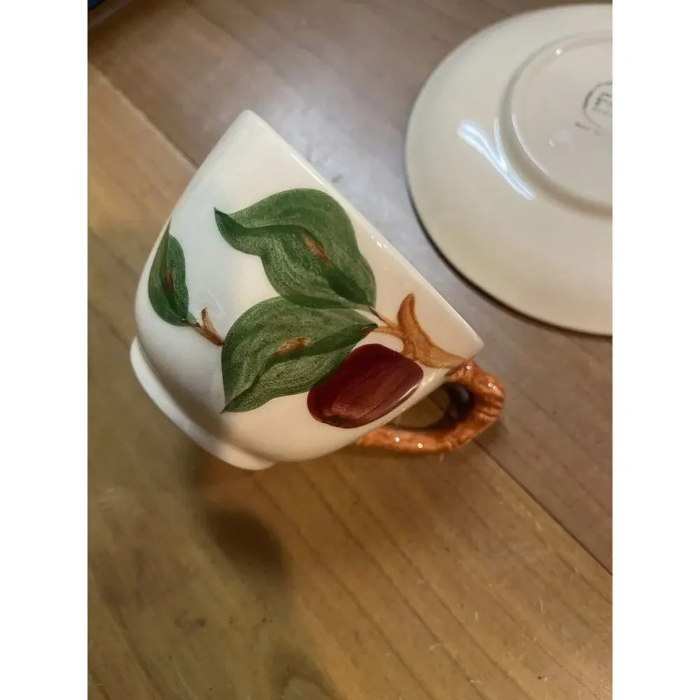 (1) Franciscan Apple Coffee/Teacup & Saucer‎ Vintage Cup Hand Painted